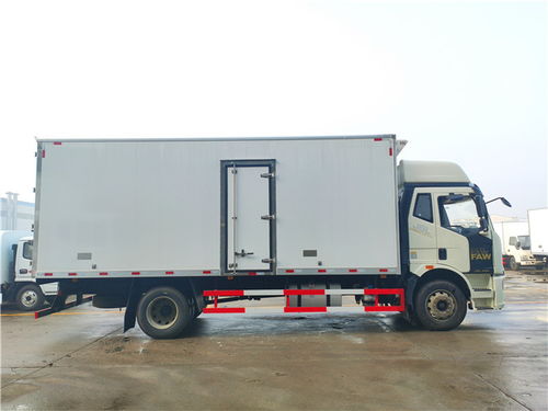解放J6L肉鉤冷藏車(chē)與6米8蔬菜冷凍運(yùn)輸車(chē)選購(gòu)指南及價(jià)格分析